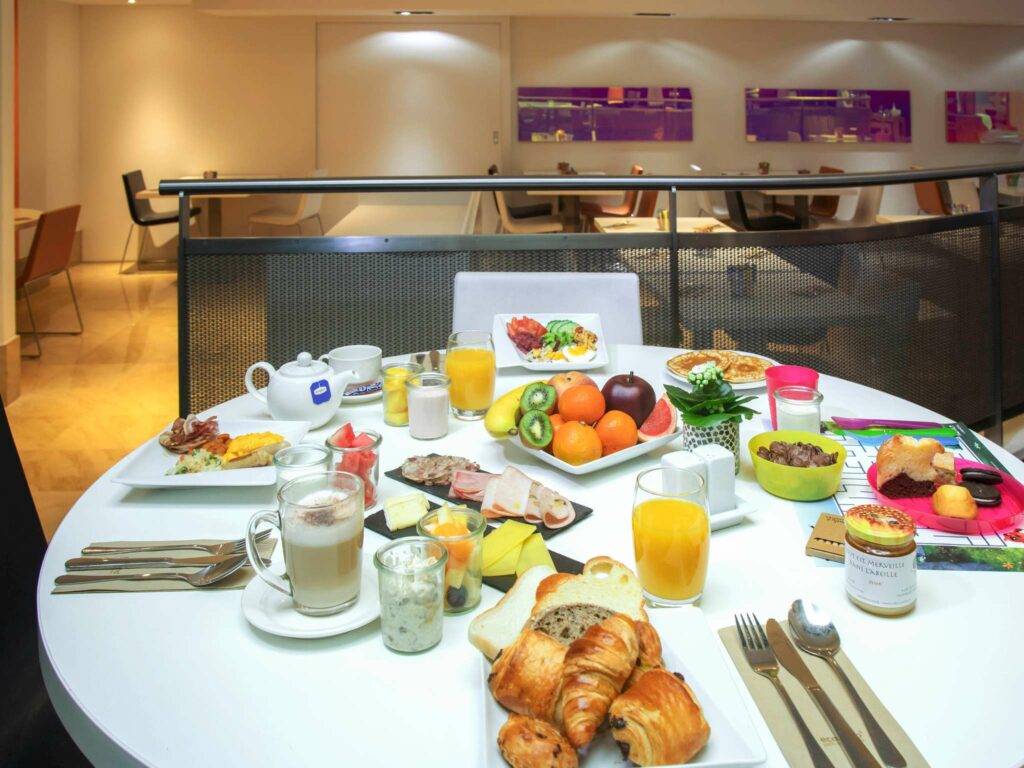 https://www.accorhotels.com/3133