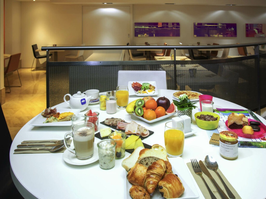 https://www.accorhotels.com/3133
